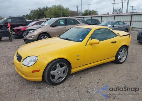 1999 Mercedes-Benz Slk 230 Kompressor z USA, uszkodzony, nr VIN WDBKK47FXXF131186